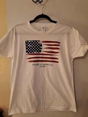 🇺🇸MADE IN AMERICA FLAG Graphic Tee-White Measurements in photos